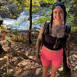 Meet your Posher, Amelia